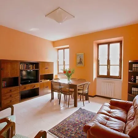 Holiday home Il Gelsomino Di Isia